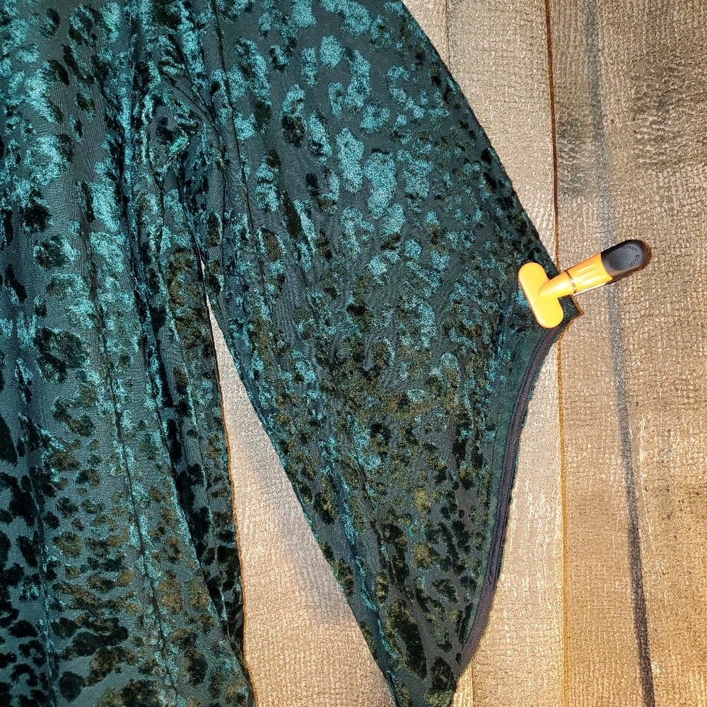 Blouse - Picture 6 of 6